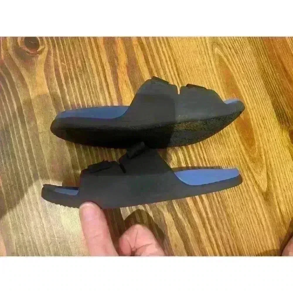 Chaco's Chillos Slide Sport Sandals Navy Blue Boys size 2